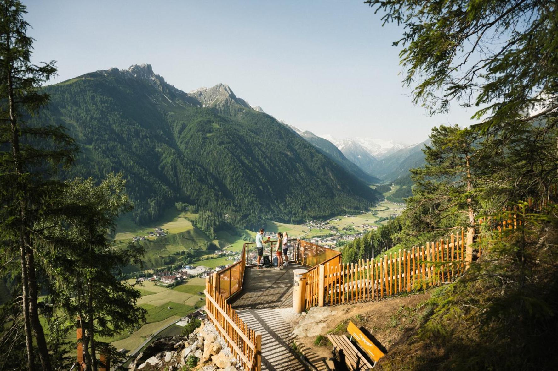 Elva Premium Apartment Hotel Neustift im Stubaital Exterior photo